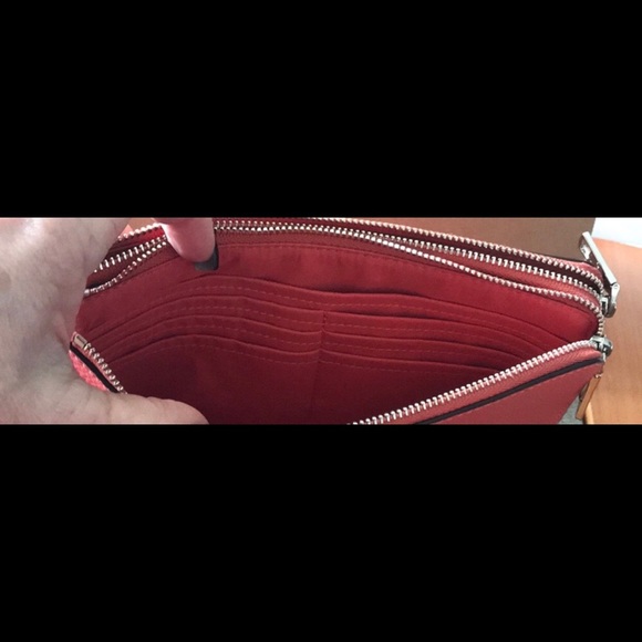 NWT COACH DOUBLE  WRISTLET ❌❌❌LARGER WRISTLET ONLY